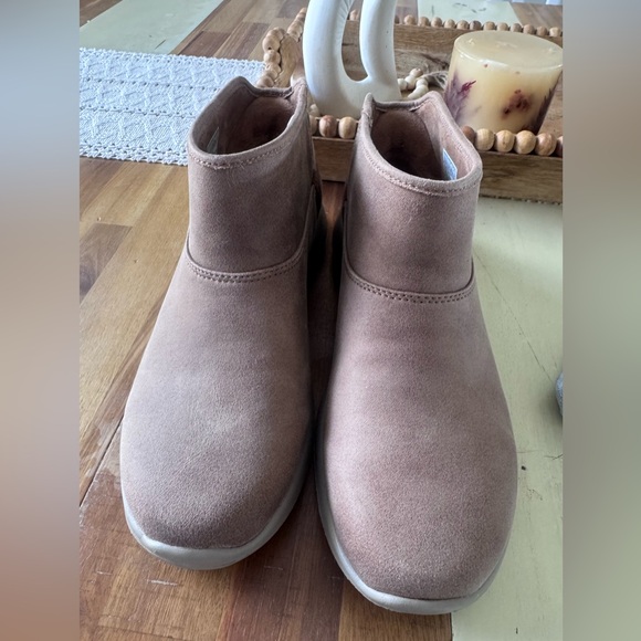 Skechers Women's Hands-Free Lace-Up Shoes Joy - Ready Set - Picture 2 of 7